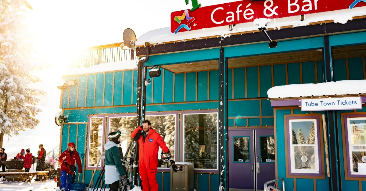 Tube Town Café & Bar